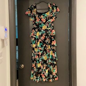 Floral ruffled, layer dress. Laundry by Shelly Segal, Los Angeles